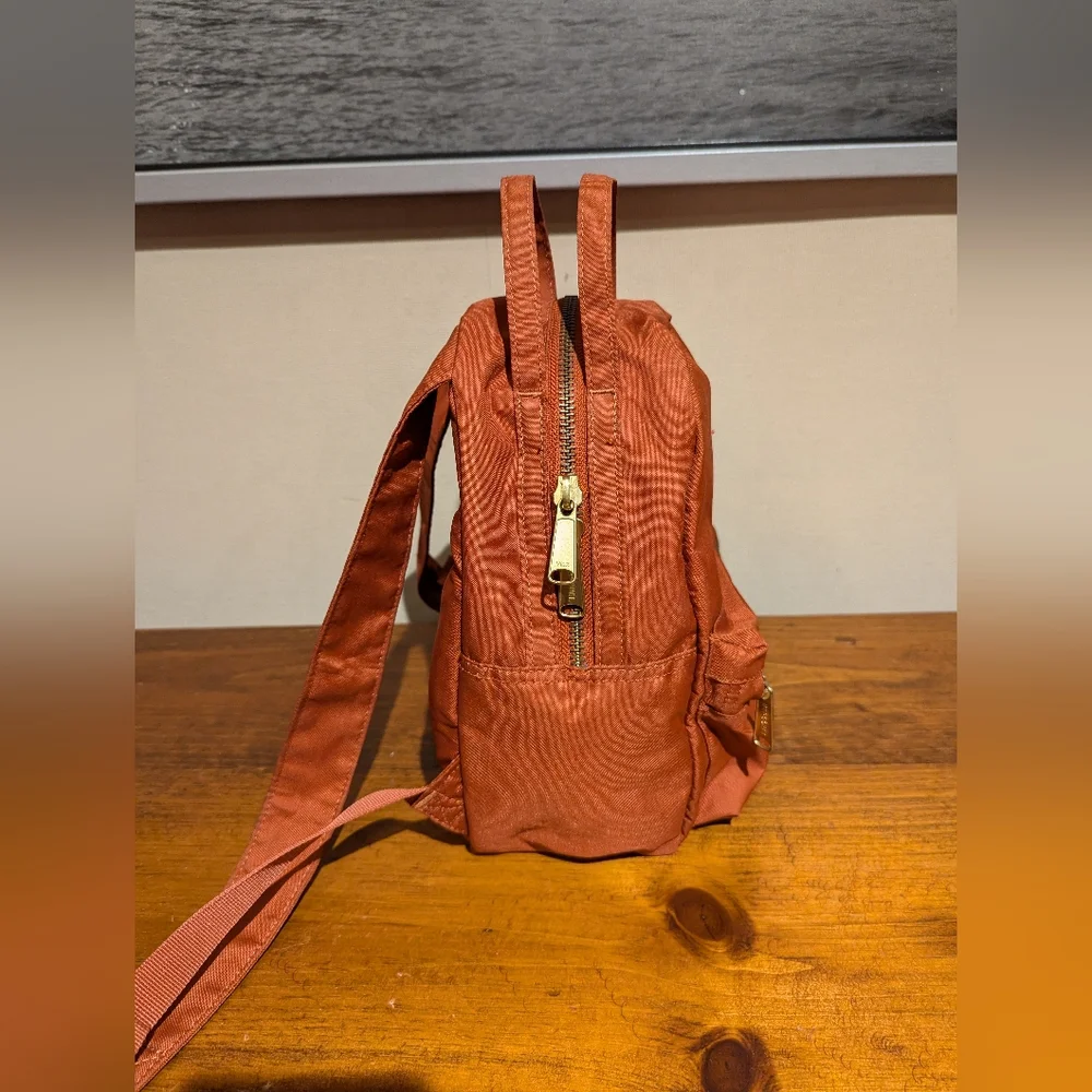Herschel Mini Backpack - Picture 3 of 11